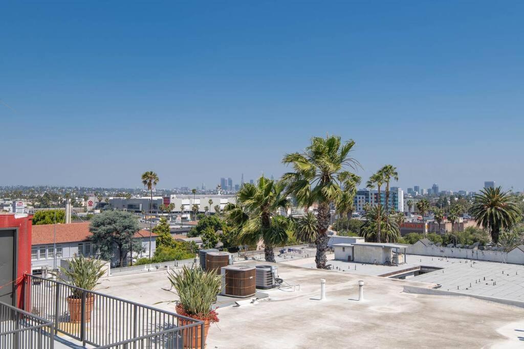 Apartment Hollywood 2bed Apt W Rooftop Pool & Panoramic View 211 *