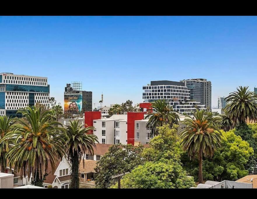 Hollywood 2bed Apt W Rooftop Pool & Panoramic View 211 Apartment *