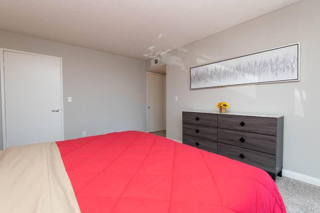 Hollywood 2bed Apt W Rooftop Pool & Panoramic View 211